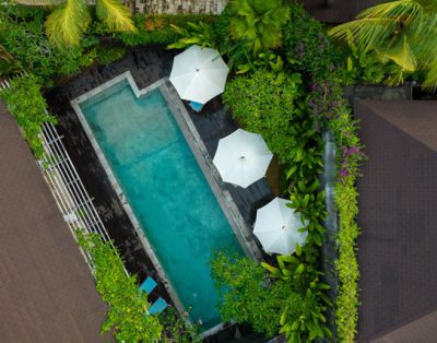 Piscine au calme à la campagne
